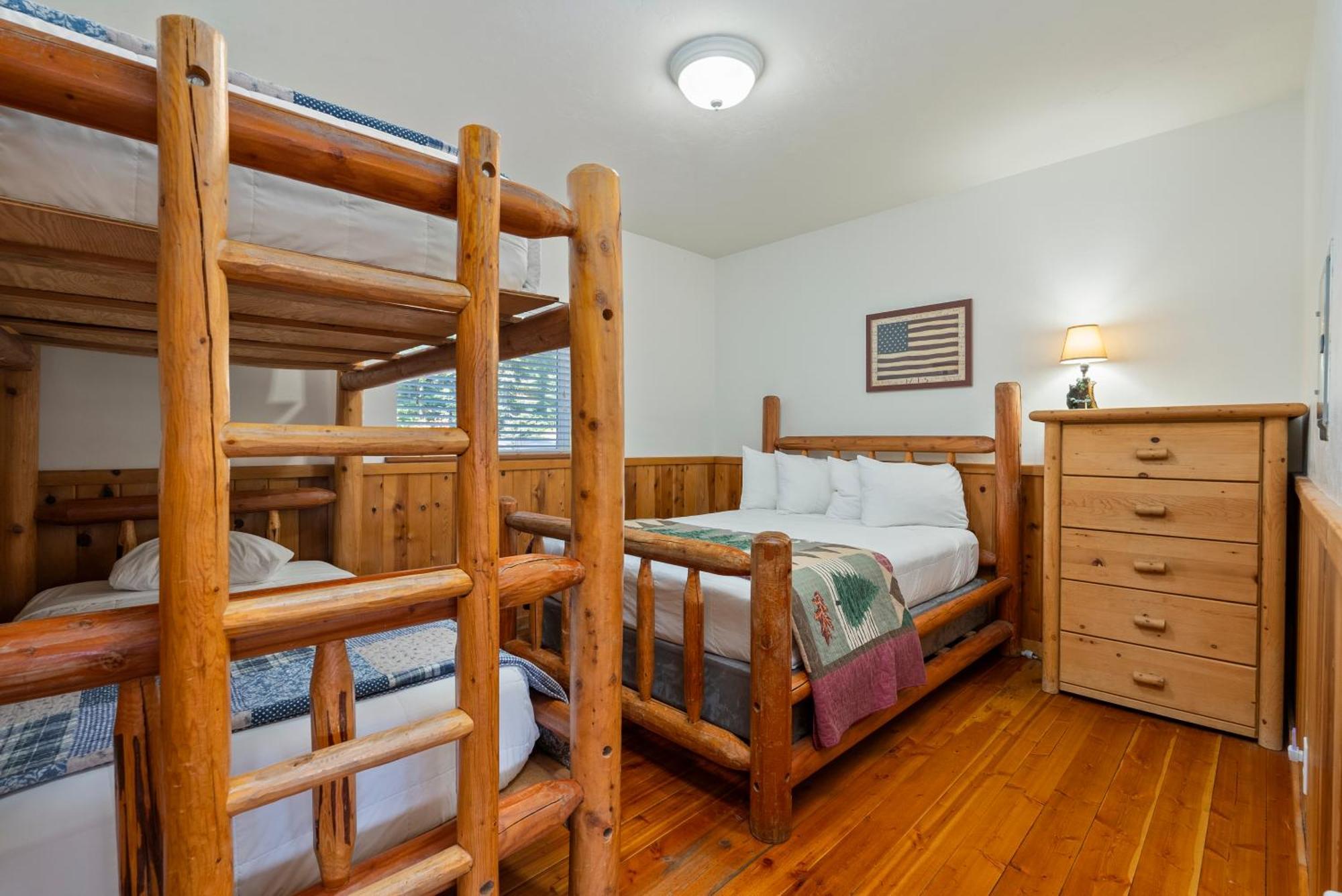 Shelter Cove Resort & Marina Odell Lake ภายนอก รูปภาพ